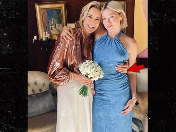 Tea Leoni And Tim Daly's Captivating Engagement
